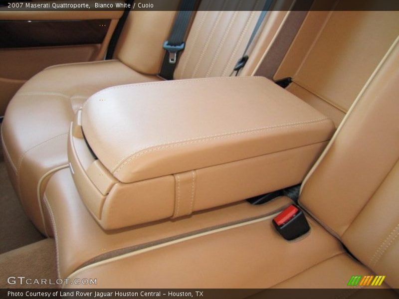 Bianco White / Cuoio 2007 Maserati Quattroporte