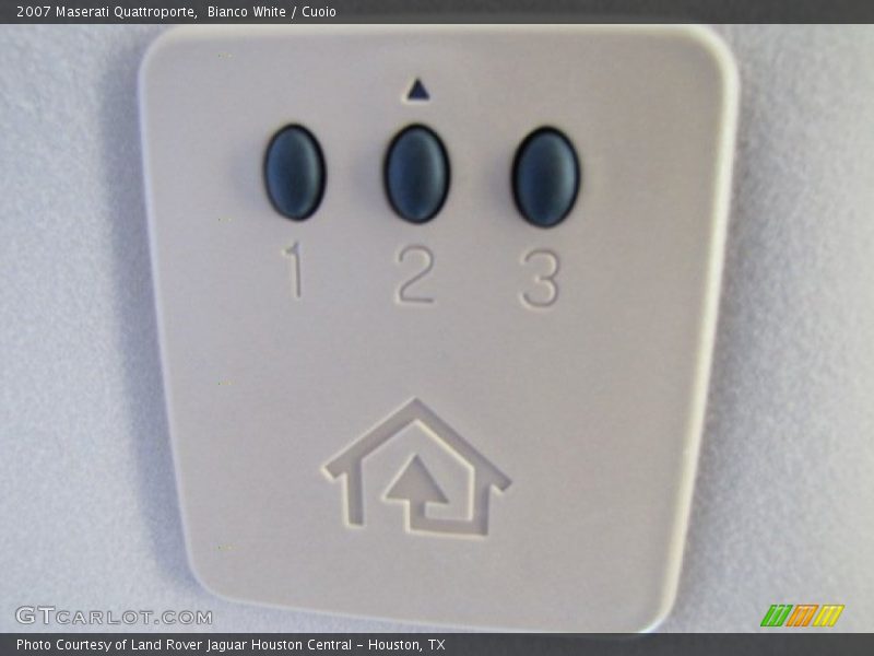 Controls of 2007 Quattroporte 