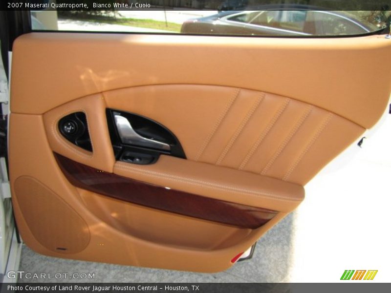 Door Panel of 2007 Quattroporte 