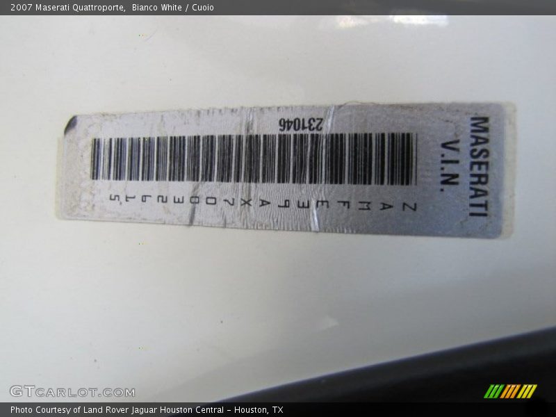 Bianco White / Cuoio 2007 Maserati Quattroporte