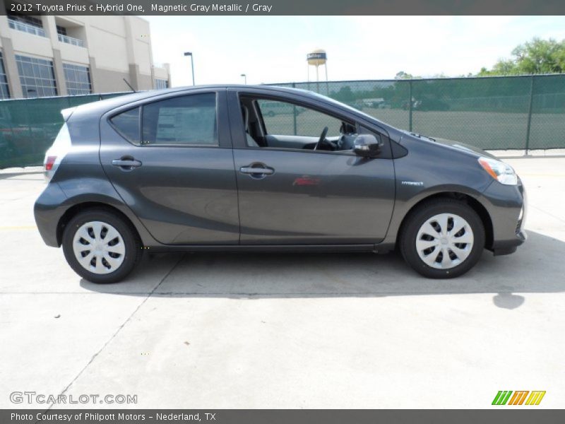 Magnetic Gray Metallic / Gray 2012 Toyota Prius c Hybrid One