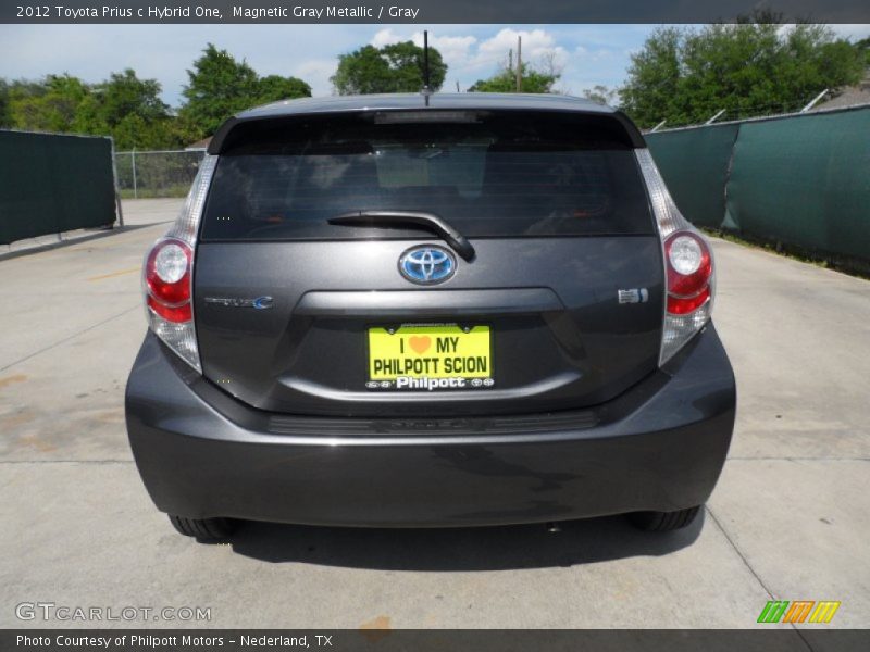 Magnetic Gray Metallic / Gray 2012 Toyota Prius c Hybrid One