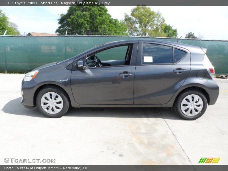 Magnetic Gray Metallic / Gray 2012 Toyota Prius c Hybrid One