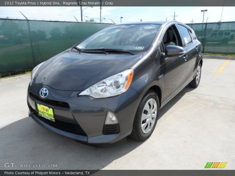 Magnetic Gray Metallic / Gray 2012 Toyota Prius c Hybrid One