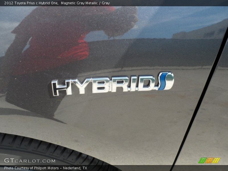 Magnetic Gray Metallic / Gray 2012 Toyota Prius c Hybrid One