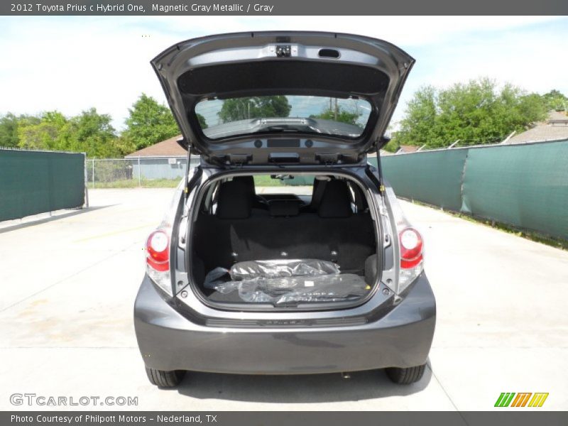Magnetic Gray Metallic / Gray 2012 Toyota Prius c Hybrid One
