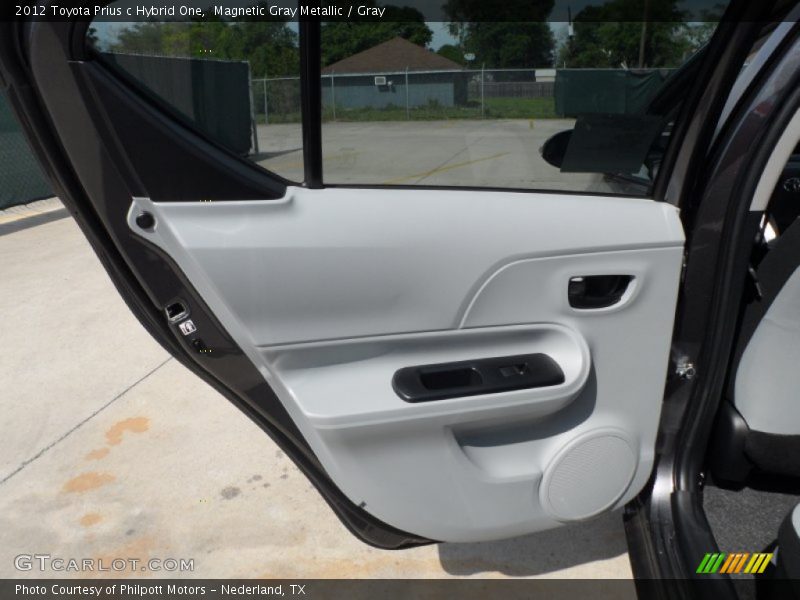 Magnetic Gray Metallic / Gray 2012 Toyota Prius c Hybrid One