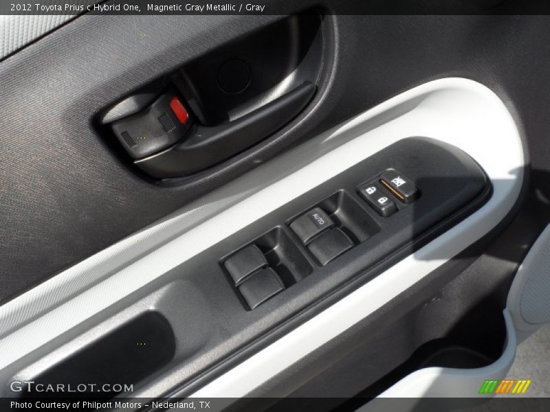 Magnetic Gray Metallic / Gray 2012 Toyota Prius c Hybrid One