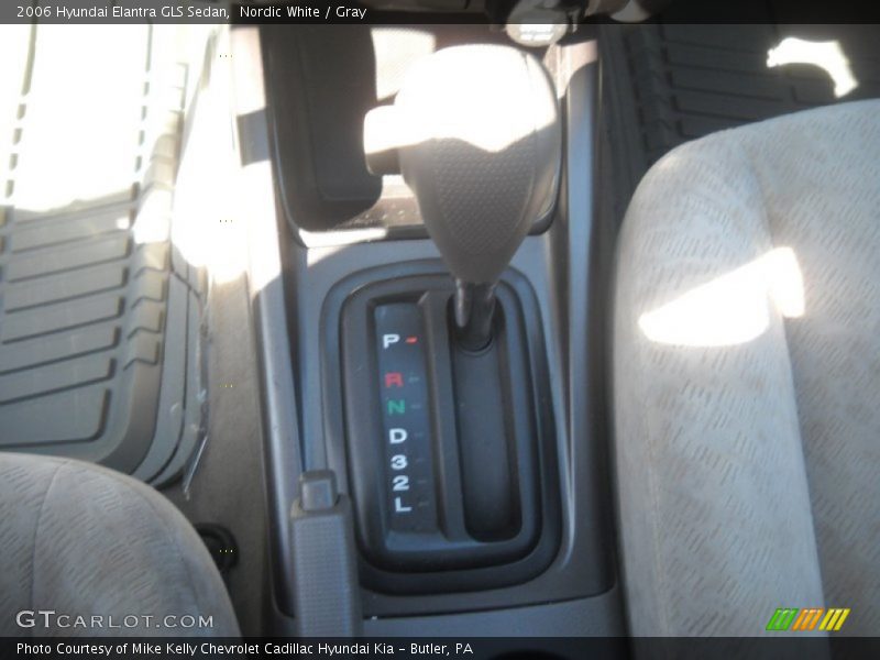 Nordic White / Gray 2006 Hyundai Elantra GLS Sedan