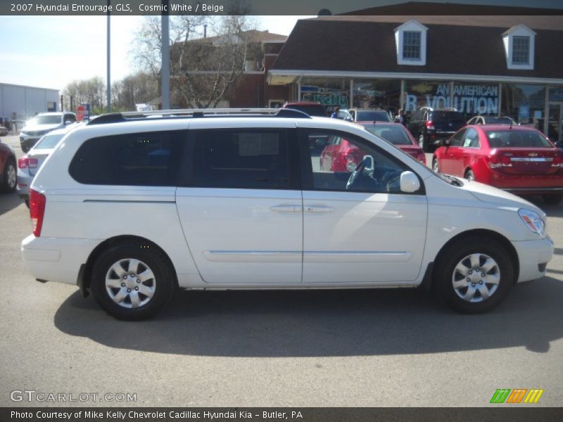 Cosmic White / Beige 2007 Hyundai Entourage GLS