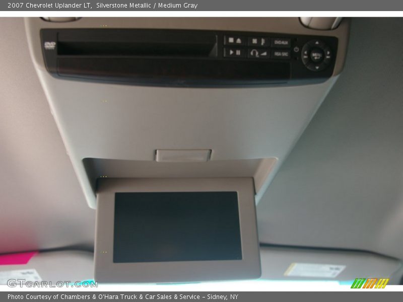 Silverstone Metallic / Medium Gray 2007 Chevrolet Uplander LT