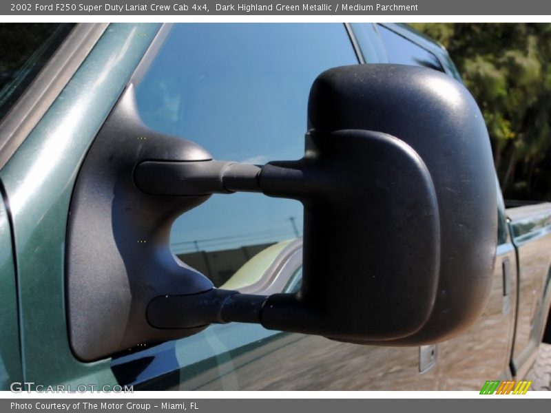 Dark Highland Green Metallic / Medium Parchment 2002 Ford F250 Super Duty Lariat Crew Cab 4x4