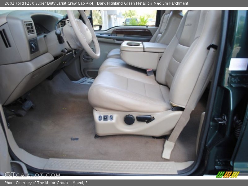 Dark Highland Green Metallic / Medium Parchment 2002 Ford F250 Super Duty Lariat Crew Cab 4x4