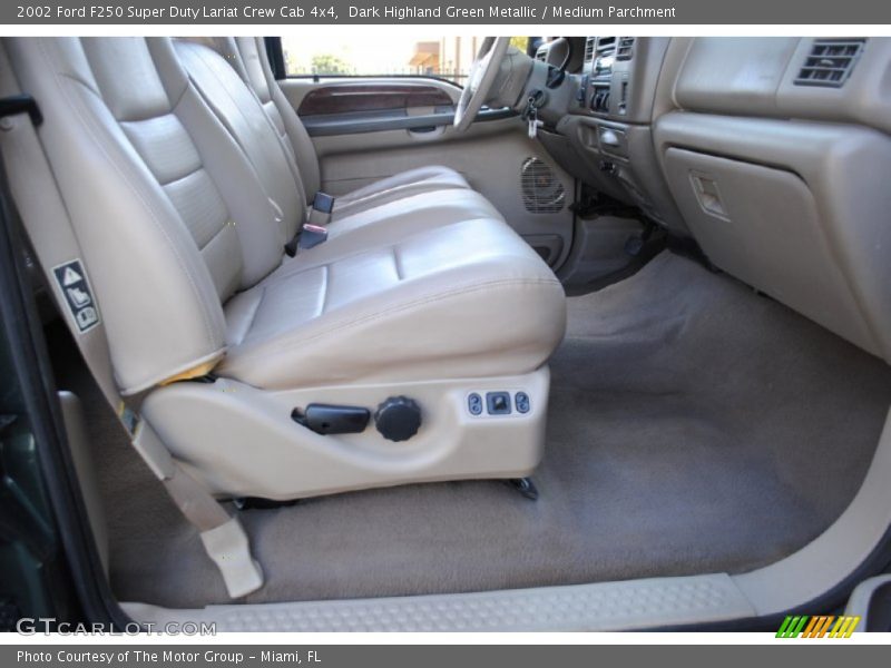 Dark Highland Green Metallic / Medium Parchment 2002 Ford F250 Super Duty Lariat Crew Cab 4x4