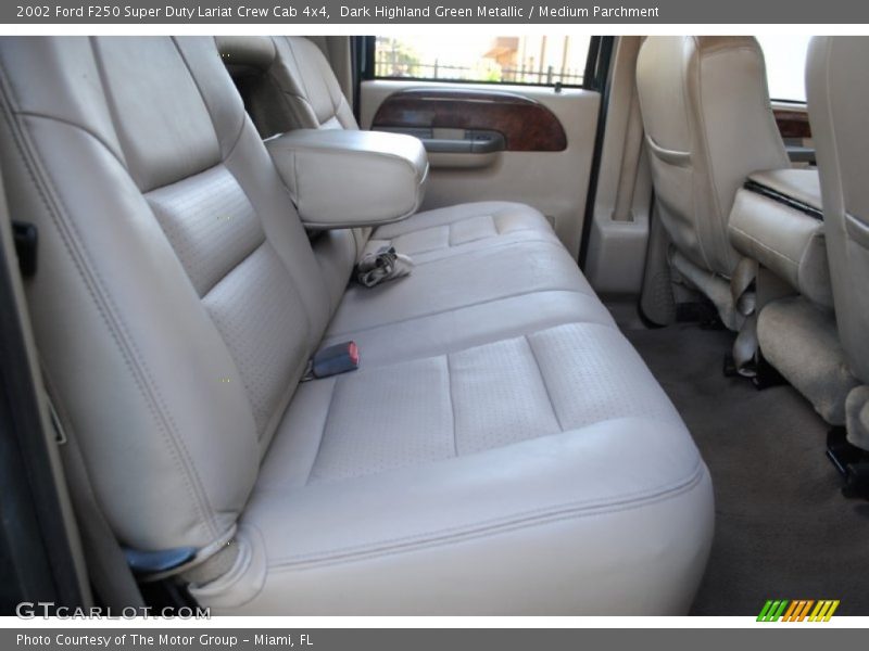 Dark Highland Green Metallic / Medium Parchment 2002 Ford F250 Super Duty Lariat Crew Cab 4x4