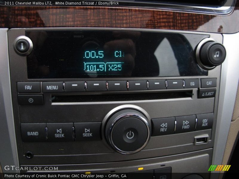 White Diamond Tricoat / Ebony/Brick 2011 Chevrolet Malibu LTZ