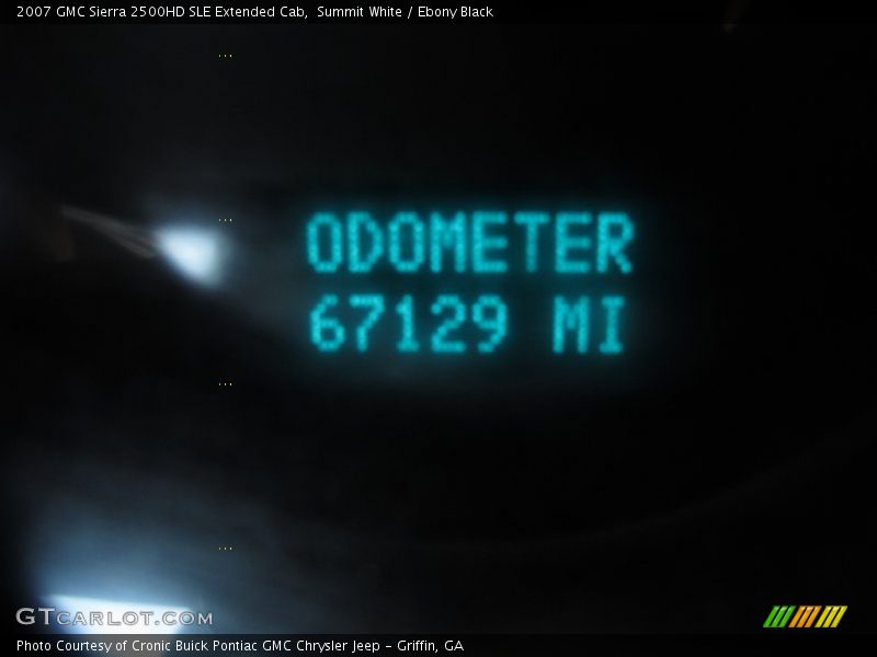 Summit White / Ebony Black 2007 GMC Sierra 2500HD SLE Extended Cab