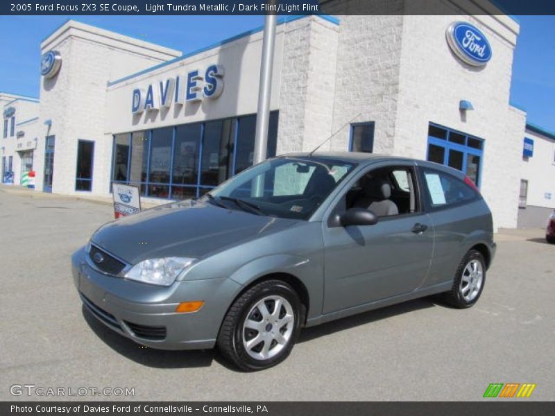 Light Tundra Metallic / Dark Flint/Light Flint 2005 Ford Focus ZX3 SE Coupe