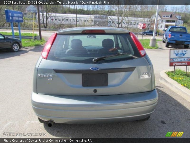 Light Tundra Metallic / Dark Flint/Light Flint 2005 Ford Focus ZX3 SE Coupe