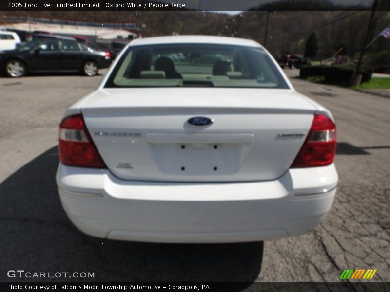 Oxford White / Pebble Beige 2005 Ford Five Hundred Limited