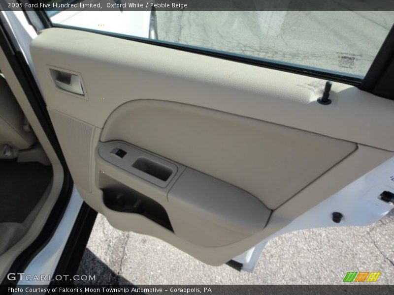 Oxford White / Pebble Beige 2005 Ford Five Hundred Limited