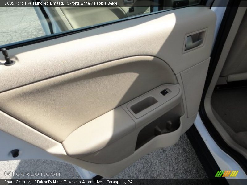 Oxford White / Pebble Beige 2005 Ford Five Hundred Limited