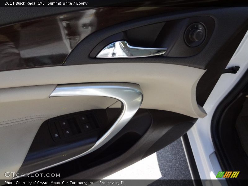 Summit White / Ebony 2011 Buick Regal CXL