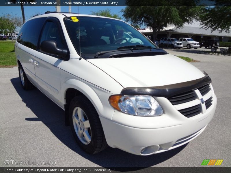 Stone White / Medium Slate Gray 2005 Dodge Grand Caravan SXT