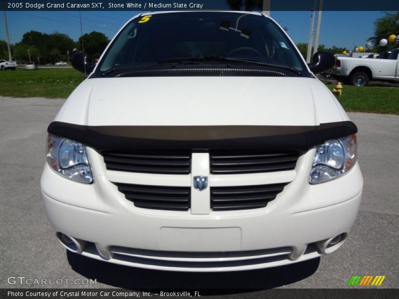 Stone White / Medium Slate Gray 2005 Dodge Grand Caravan SXT