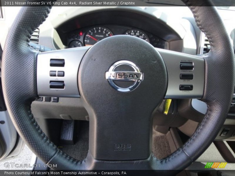 Radiant Silver Metallic / Graphite 2011 Nissan Frontier SV V6 King Cab 4x4