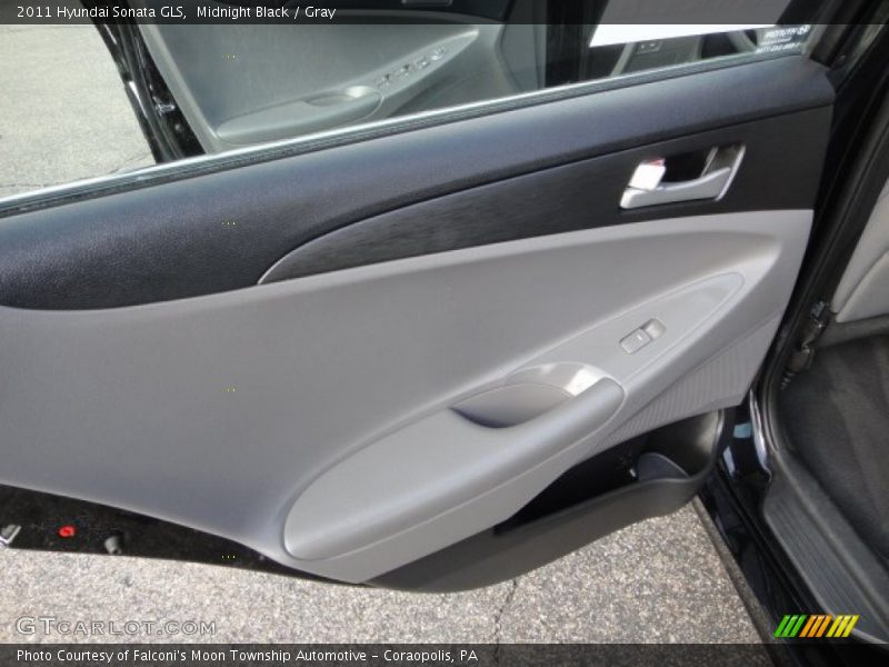 Midnight Black / Gray 2011 Hyundai Sonata GLS