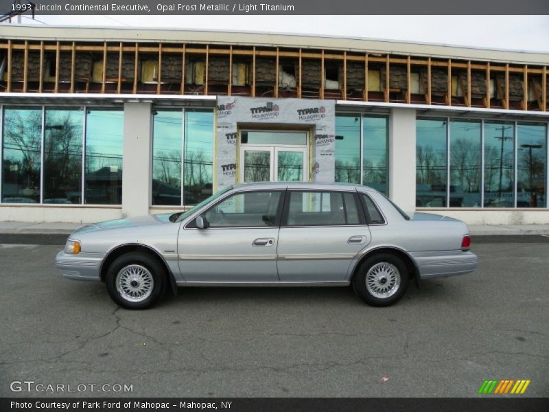 Opal Frost Metallic / Light Titanium 1993 Lincoln Continental Executive