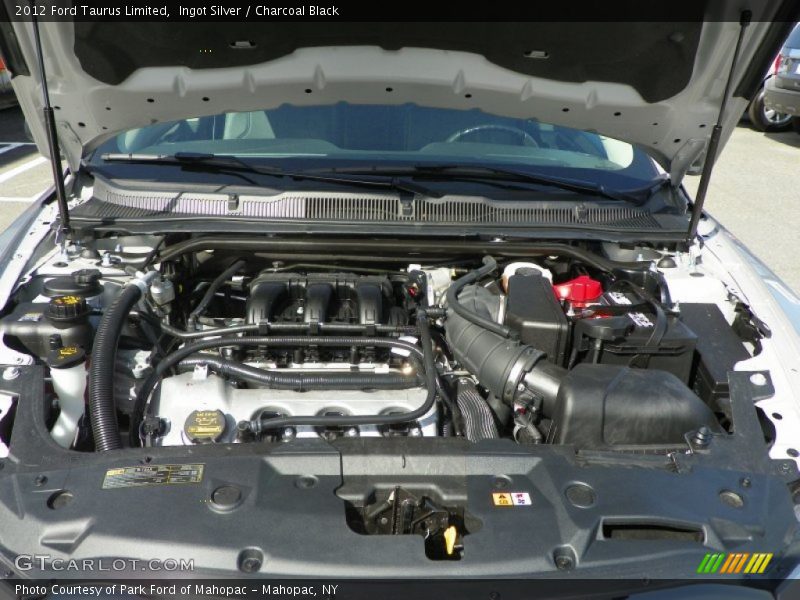 Ingot Silver / Charcoal Black 2012 Ford Taurus Limited