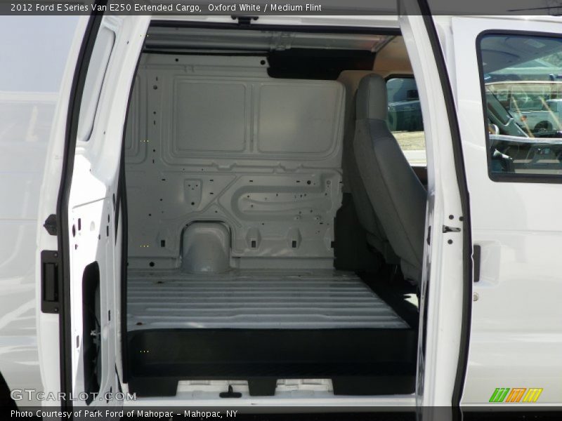 Oxford White / Medium Flint 2012 Ford E Series Van E250 Extended Cargo