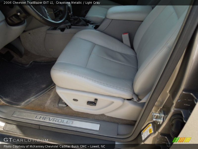 Graystone Metallic / Light Gray 2006 Chevrolet TrailBlazer EXT LS