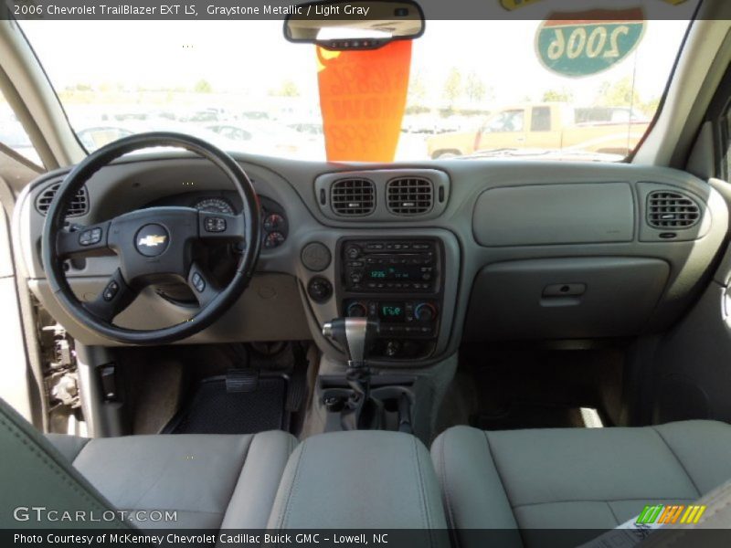 Graystone Metallic / Light Gray 2006 Chevrolet TrailBlazer EXT LS