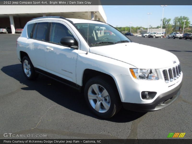 Bright White / Dark Slate Gray 2012 Jeep Compass Sport 4x4