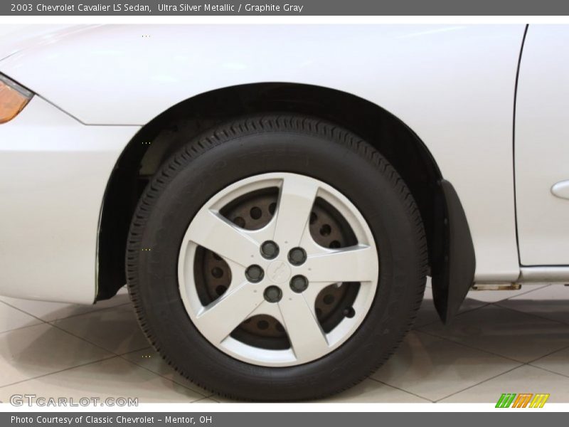 Ultra Silver Metallic / Graphite Gray 2003 Chevrolet Cavalier LS Sedan