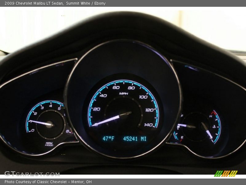 Summit White / Ebony 2009 Chevrolet Malibu LT Sedan