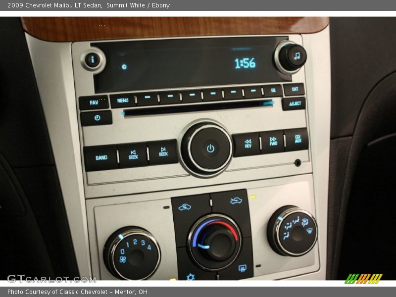 Summit White / Ebony 2009 Chevrolet Malibu LT Sedan