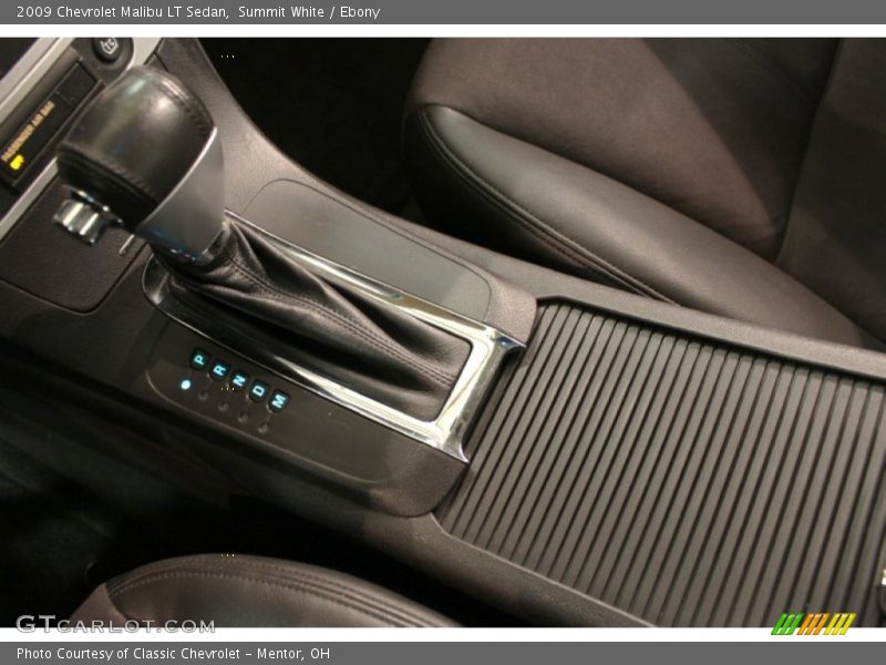 Summit White / Ebony 2009 Chevrolet Malibu LT Sedan