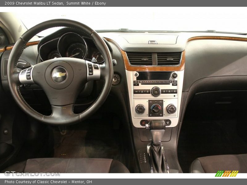 Summit White / Ebony 2009 Chevrolet Malibu LT Sedan