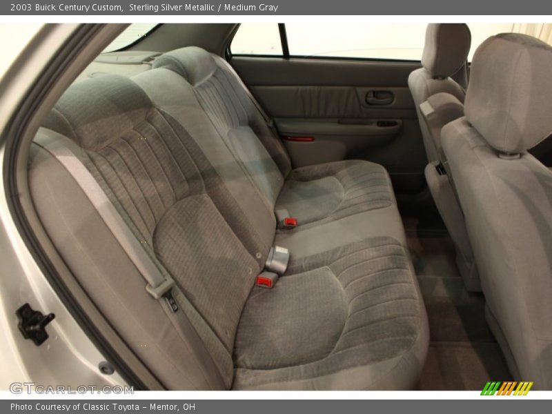 Sterling Silver Metallic / Medium Gray 2003 Buick Century Custom