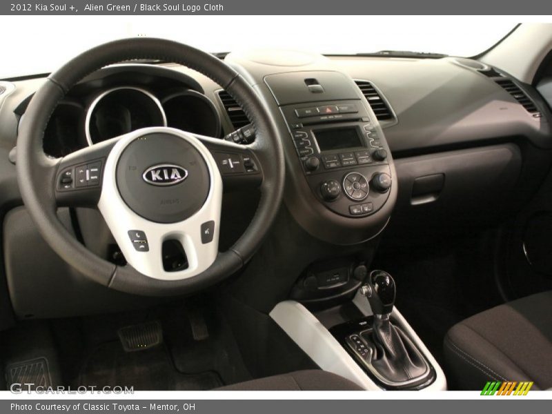 Dashboard of 2012 Soul +