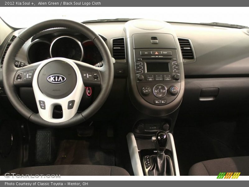 Dashboard of 2012 Soul +