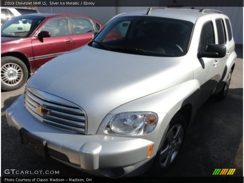 Silver Ice Metallic / Ebony 2009 Chevrolet HHR LS