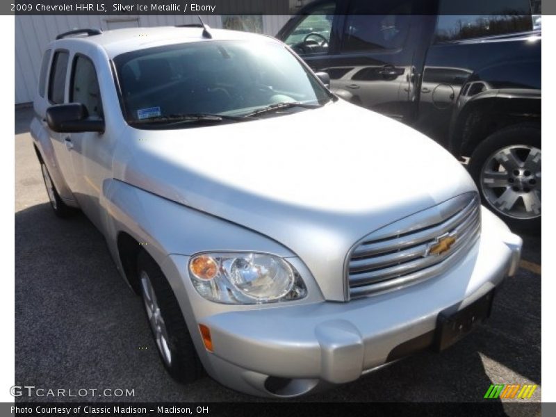 Silver Ice Metallic / Ebony 2009 Chevrolet HHR LS