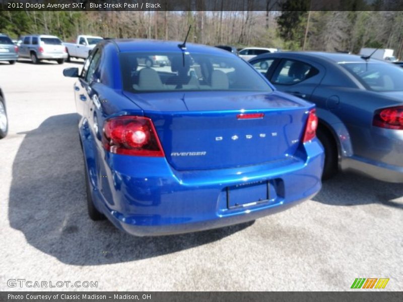 Blue Streak Pearl / Black 2012 Dodge Avenger SXT