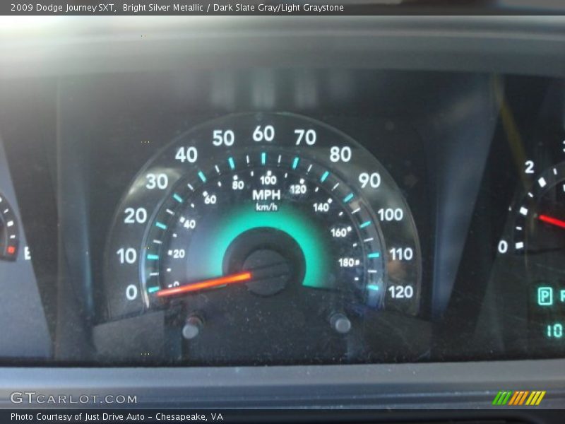 Bright Silver Metallic / Dark Slate Gray/Light Graystone 2009 Dodge Journey SXT