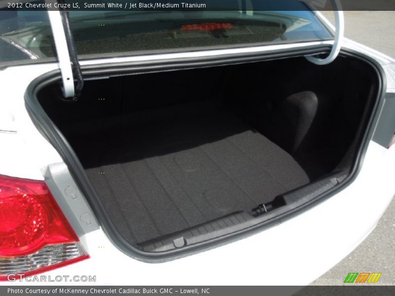 Summit White / Jet Black/Medium Titanium 2012 Chevrolet Cruze LS